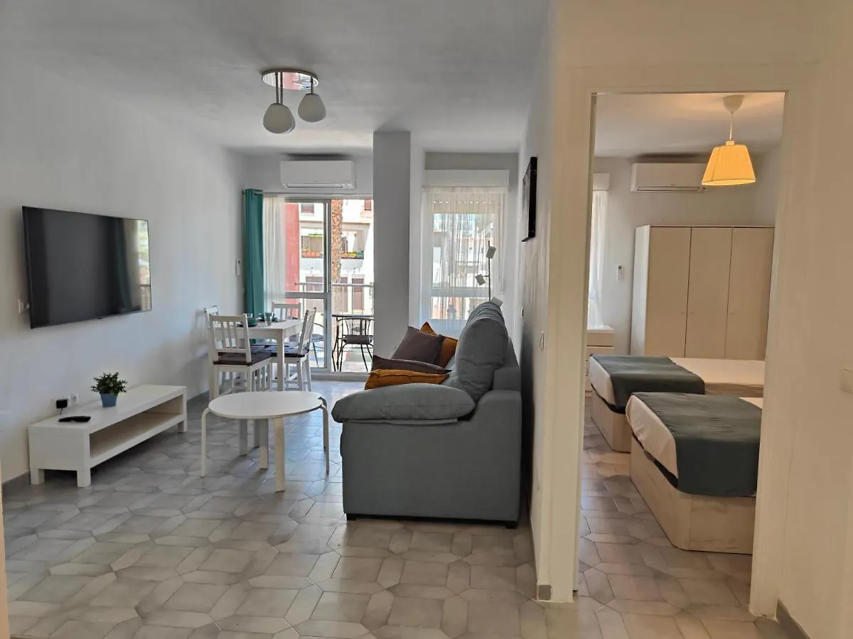Apartment Apartamento Entero, Enormes Piscinas, Terraza Y Playa Benalmadena Spain